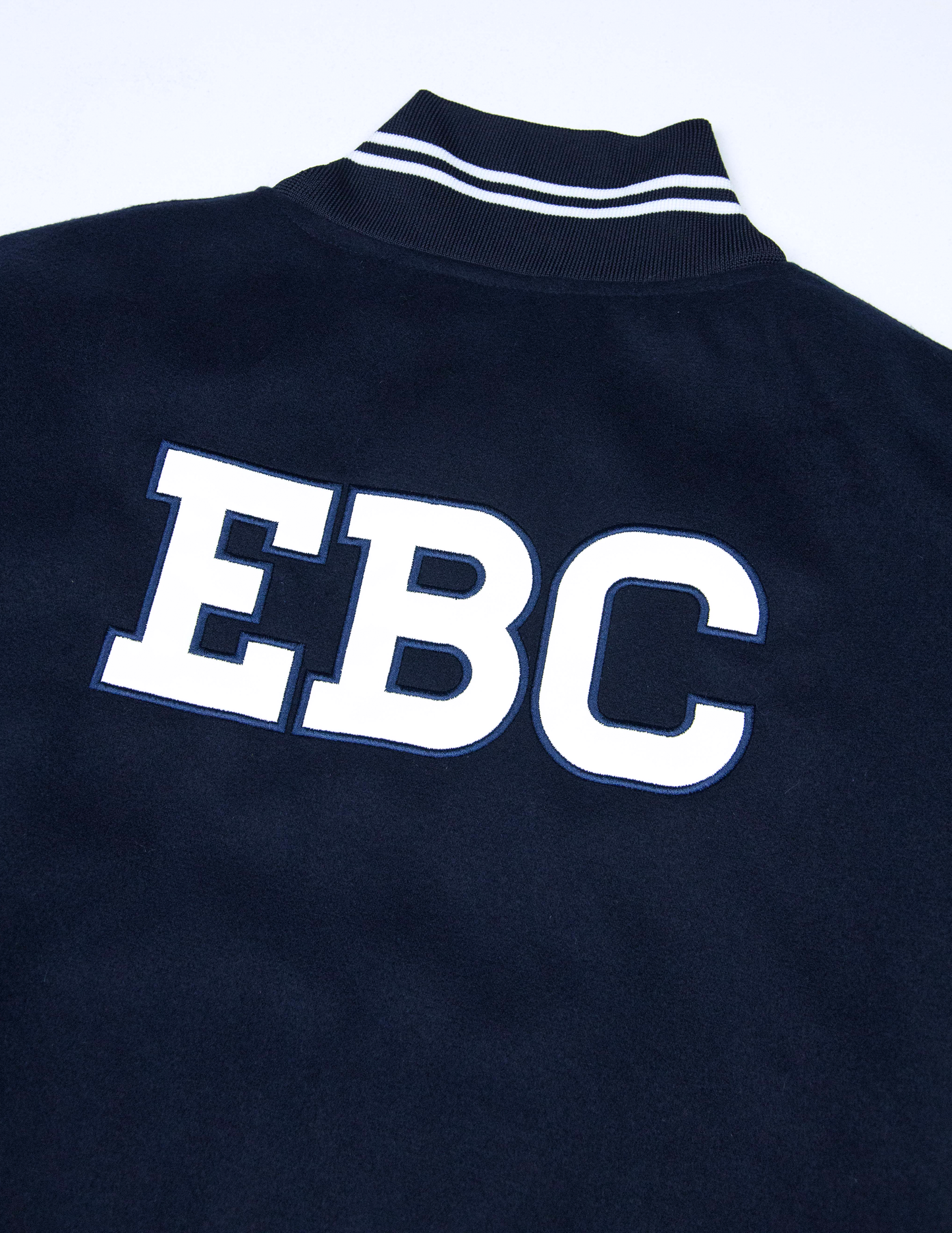 Chamarra Varsity AZUL MARINO - EBC