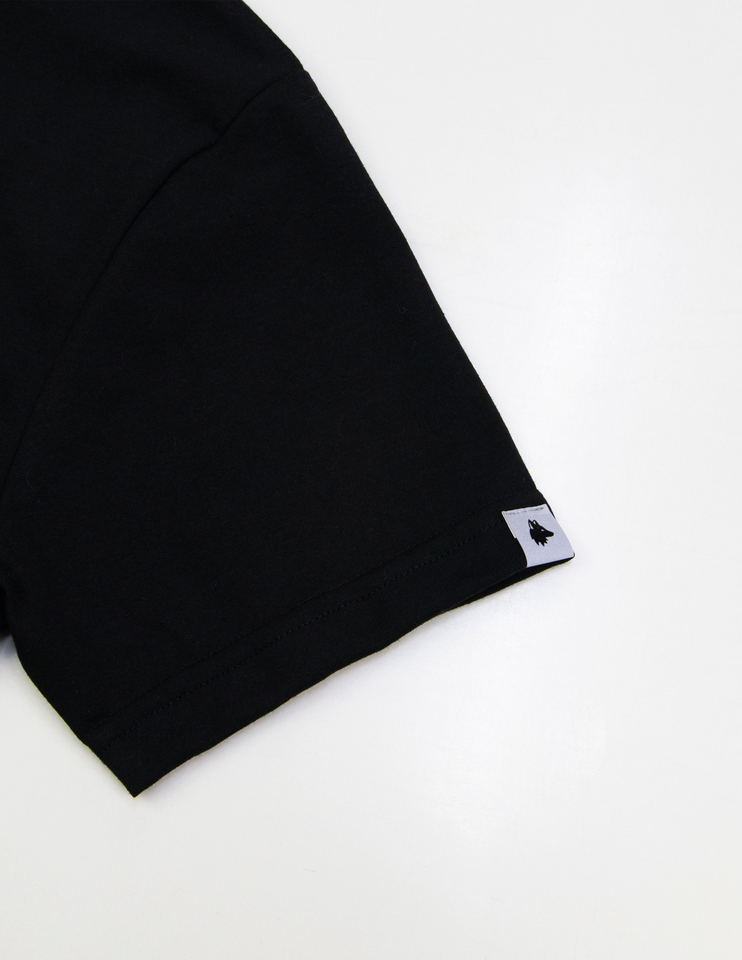 Playera Essentials NEGRO - VINTAGE
