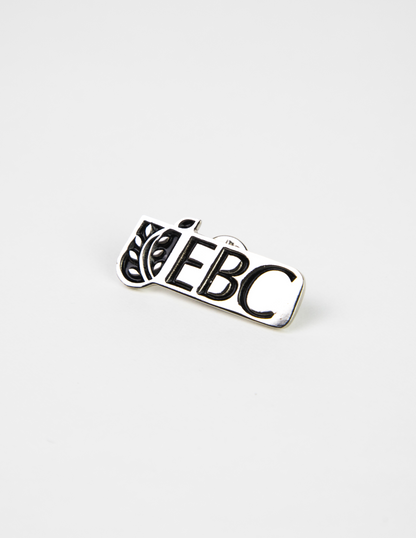Pin metálico EBC
